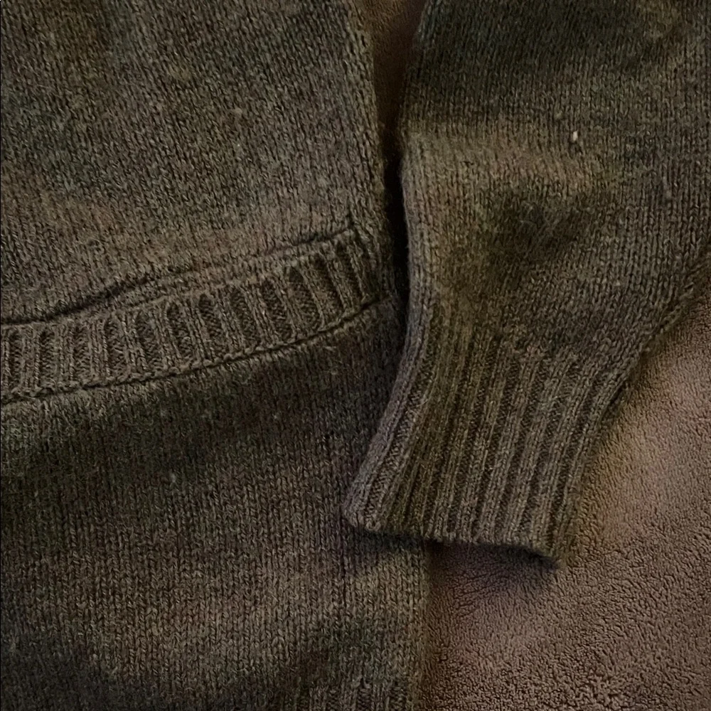 Pendleton Men's Cardigan in Rich Brown - Picture 5 of 5